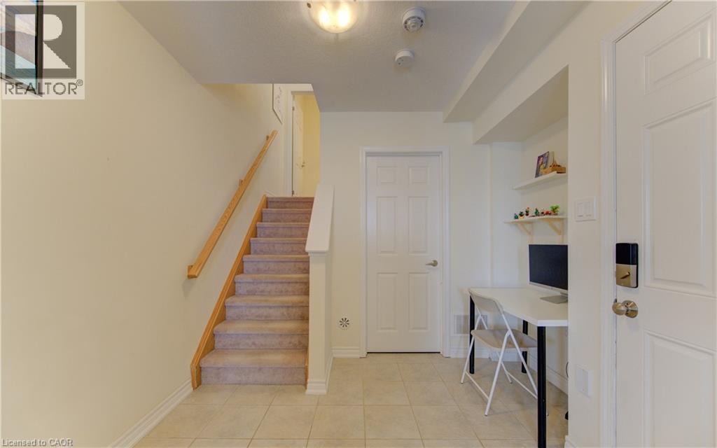 9 OUTLOOK Terrace thumbnail 19