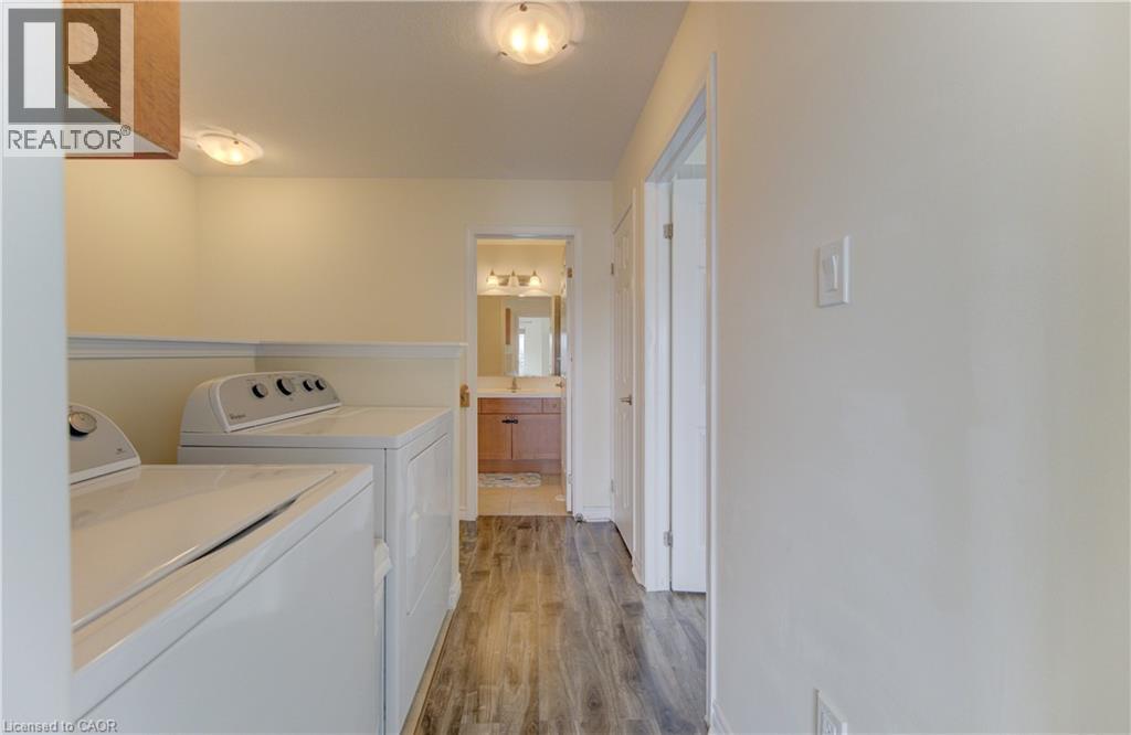 9 OUTLOOK Terrace thumbnail 25