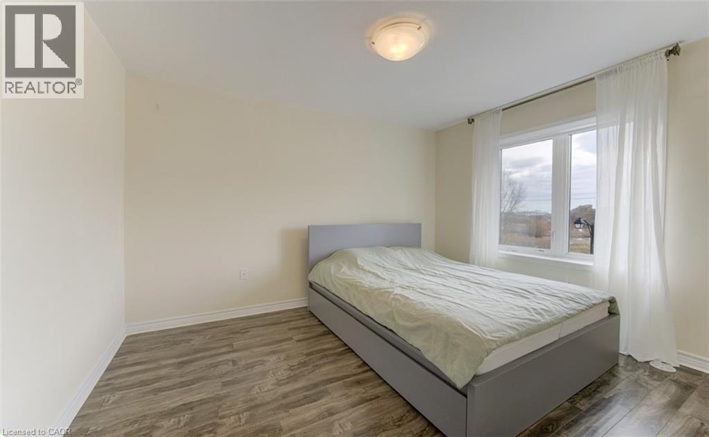 9 OUTLOOK Terrace thumbnail 26