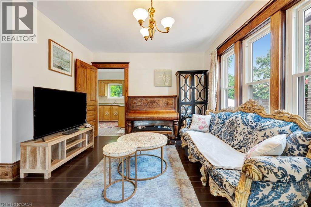 42 SHANLEY Street thumbnail 10