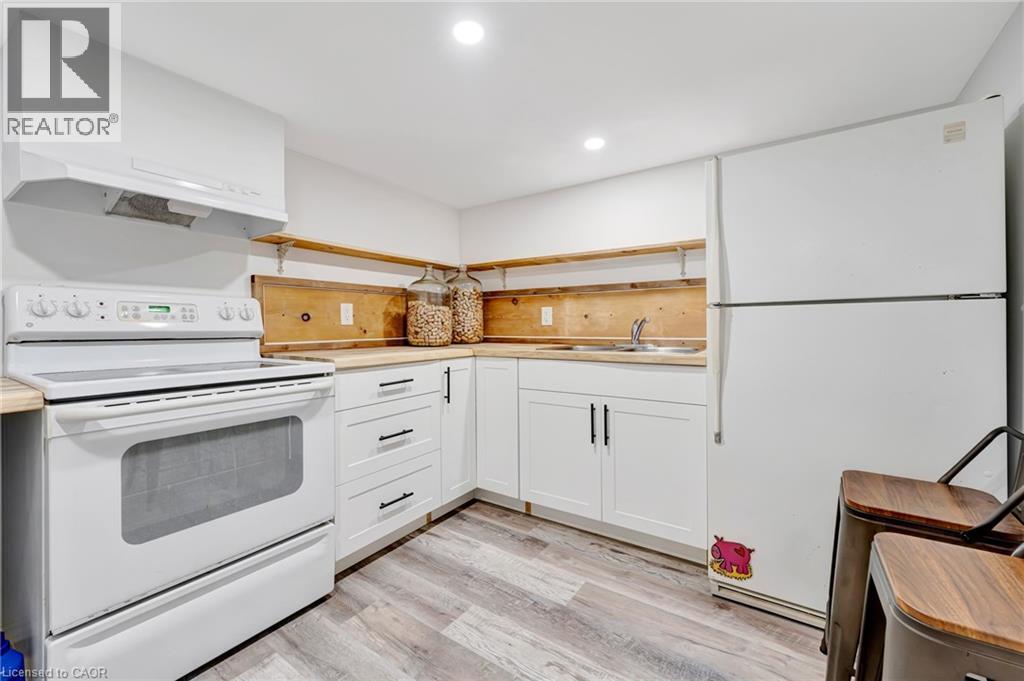 42 SHANLEY Street thumbnail 31