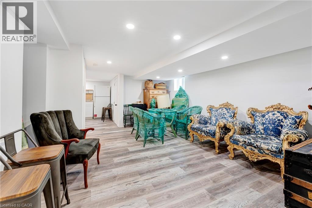 42 SHANLEY Street thumbnail 30