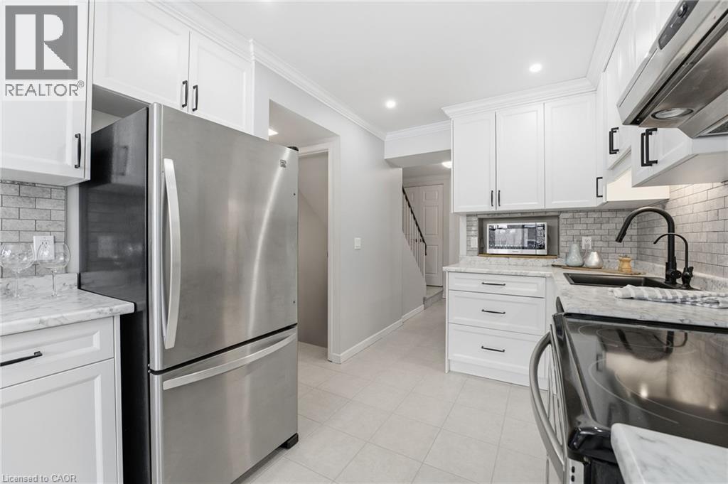 30 GREEN VALLEY Drive Unit# 74 thumbnail 14