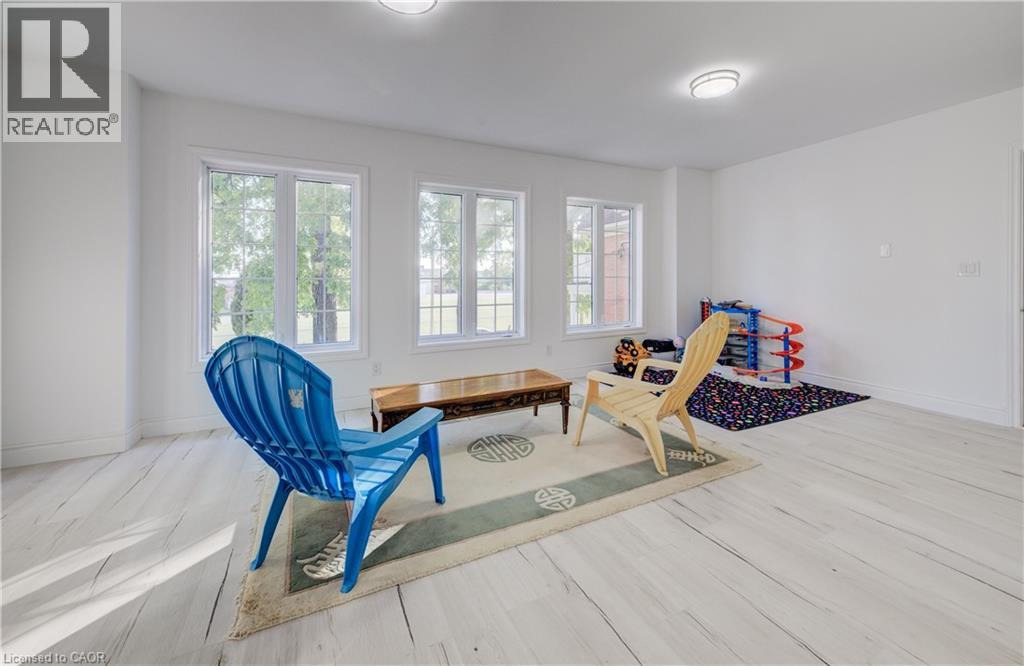 44 WALTER Street thumbnail 33