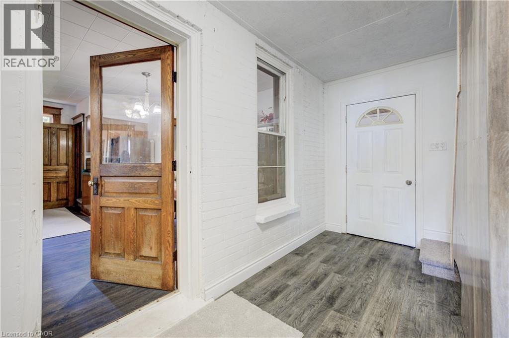 44 WALTER Street thumbnail 5