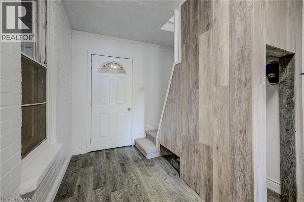 44 WALTER Street thumbnail 6