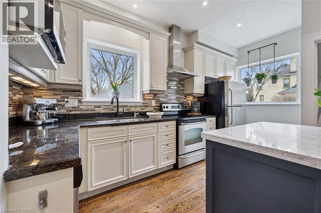 42 LANSDOWNE Road N thumbnail 14