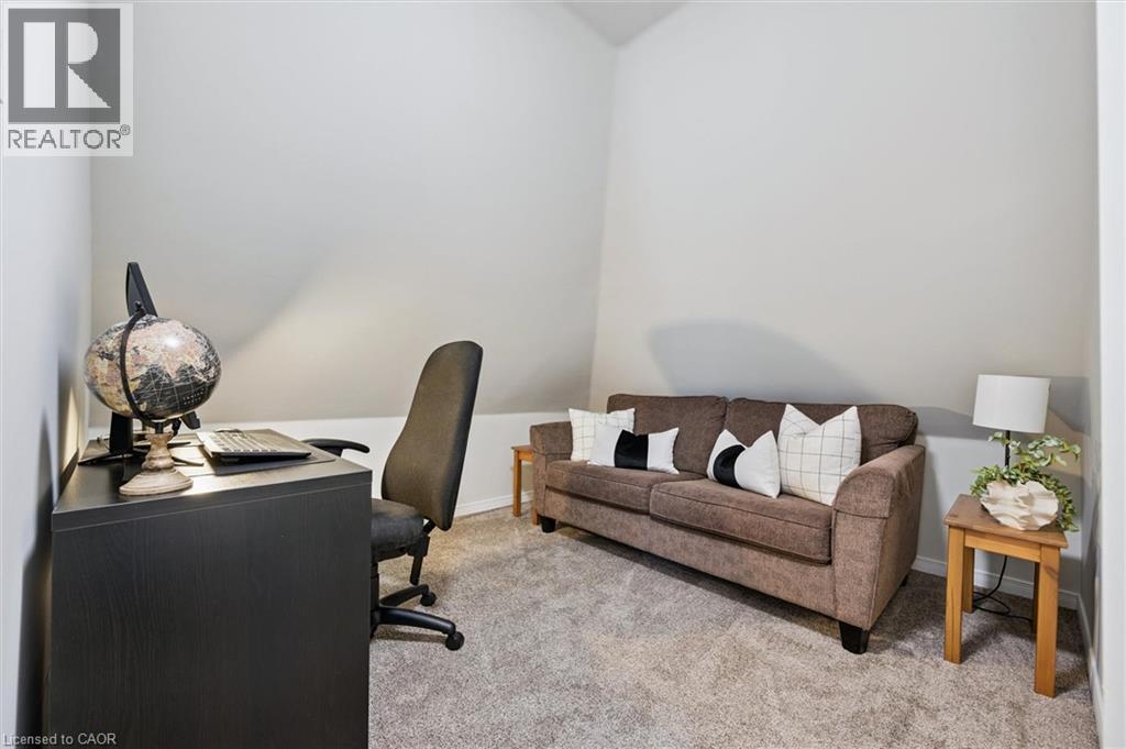 42 LANSDOWNE Road N thumbnail 35