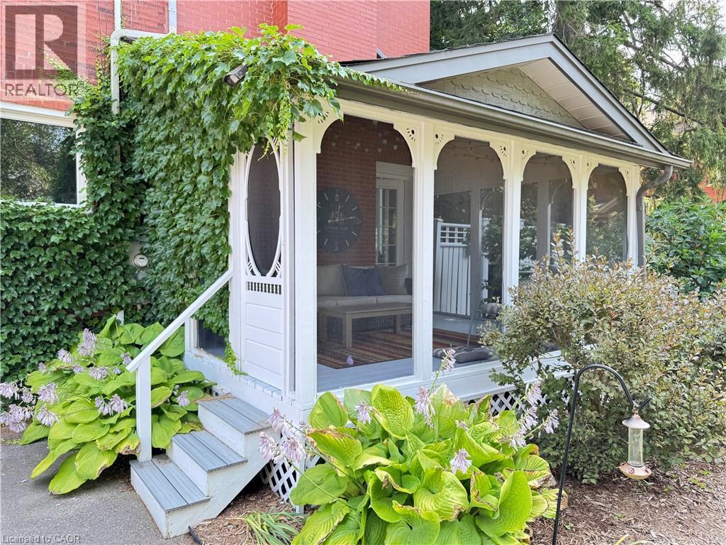 42 LANSDOWNE Road N thumbnail 42