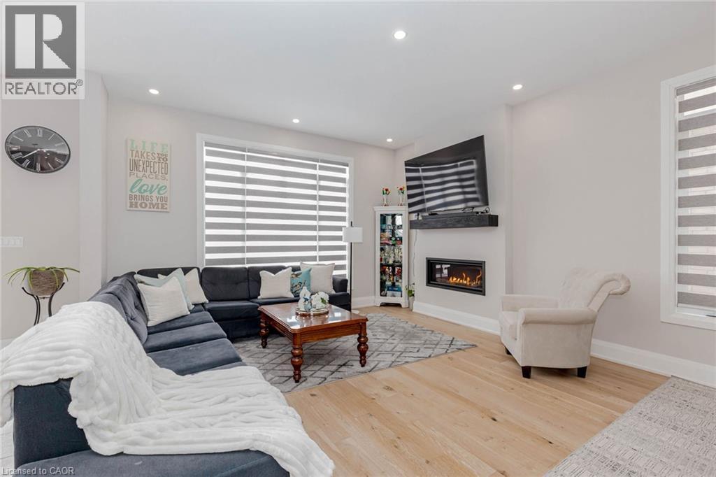 130 PONDCLIFFE Drive thumbnail 12