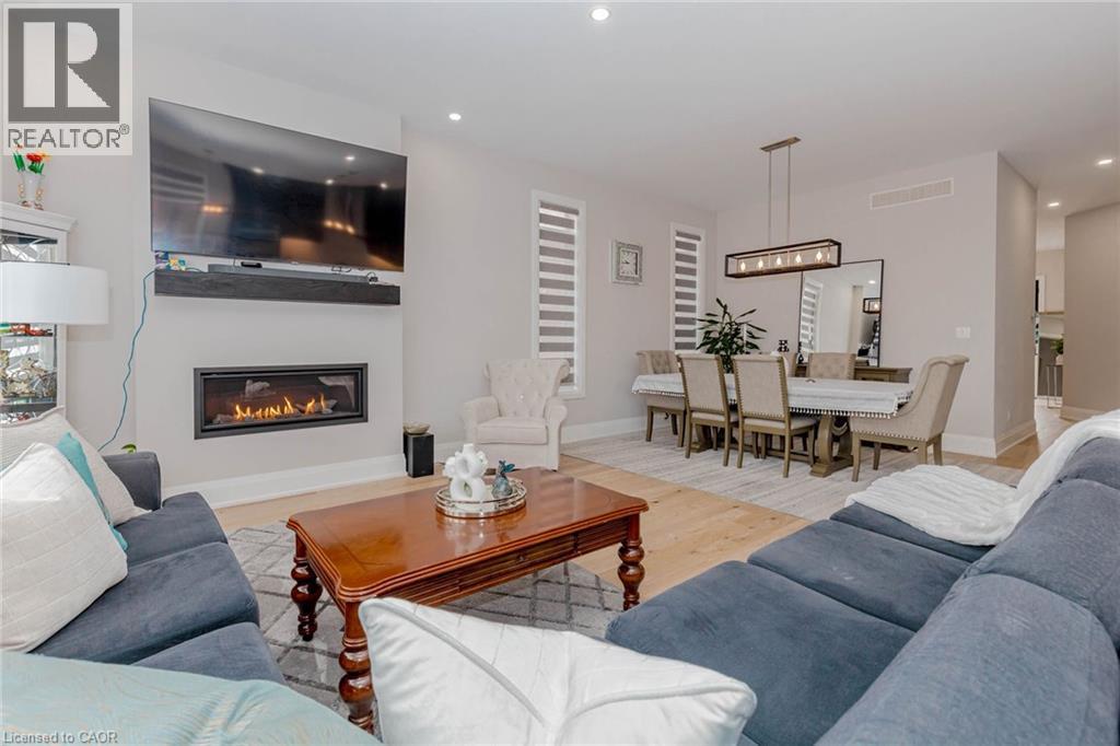 130 PONDCLIFFE Drive thumbnail 14