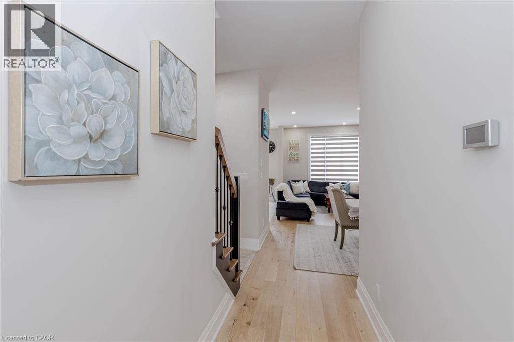 130 PONDCLIFFE Drive thumbnail 9