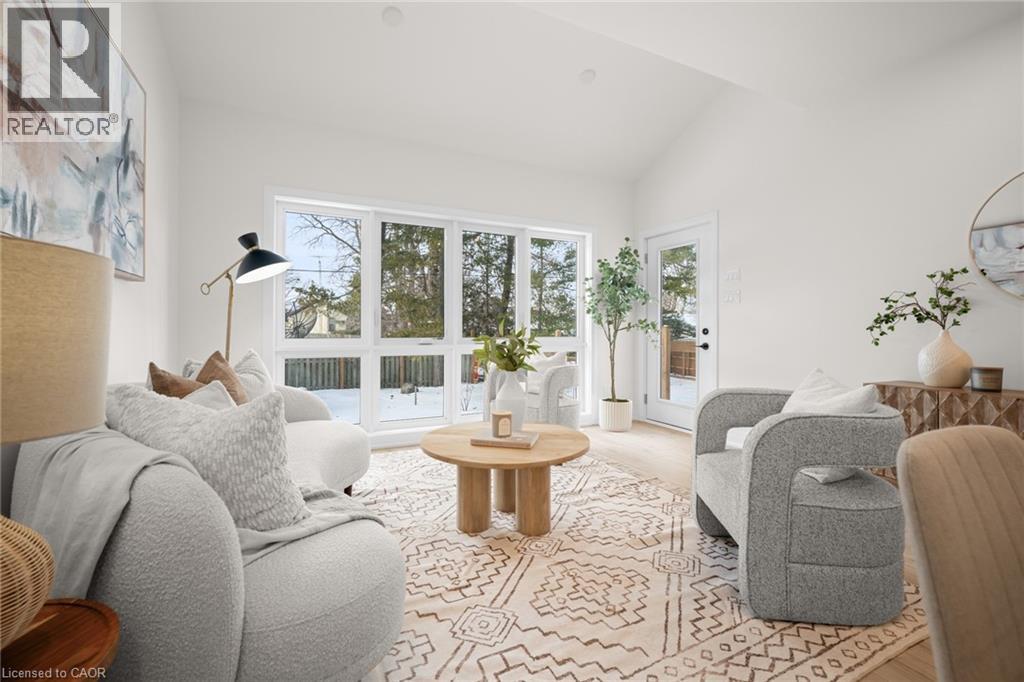 84 CHALMERS Street N thumbnail 20