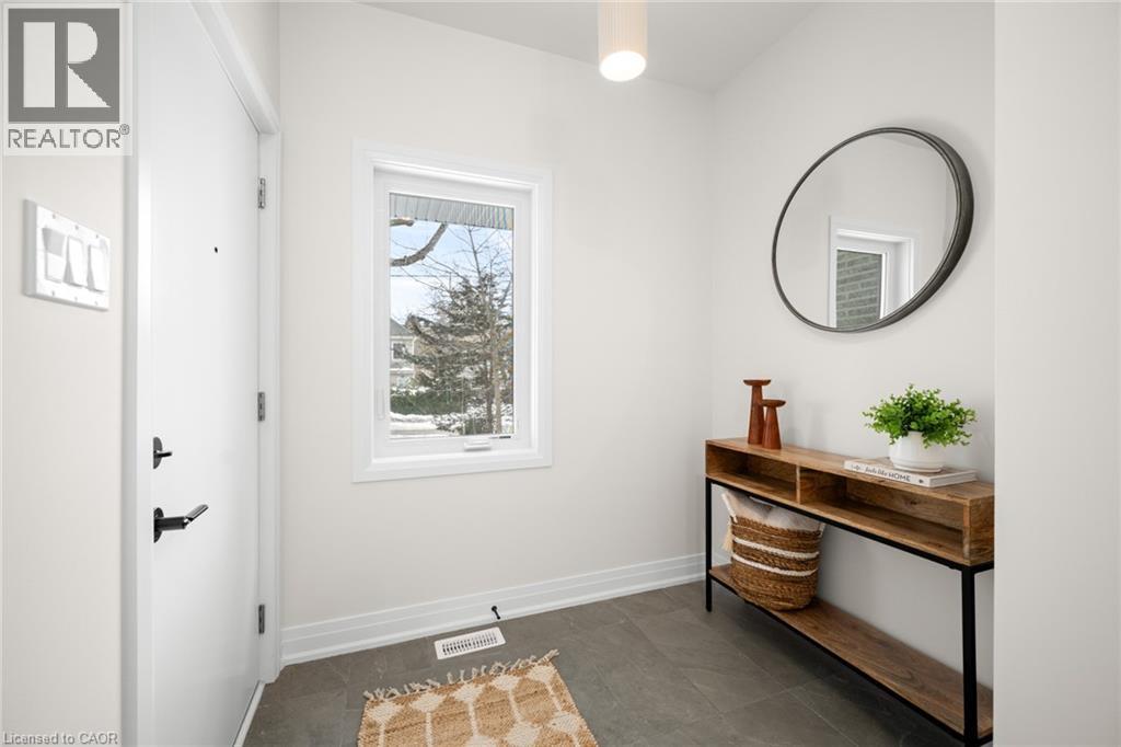 82 CHALMERS Street N thumbnail 13