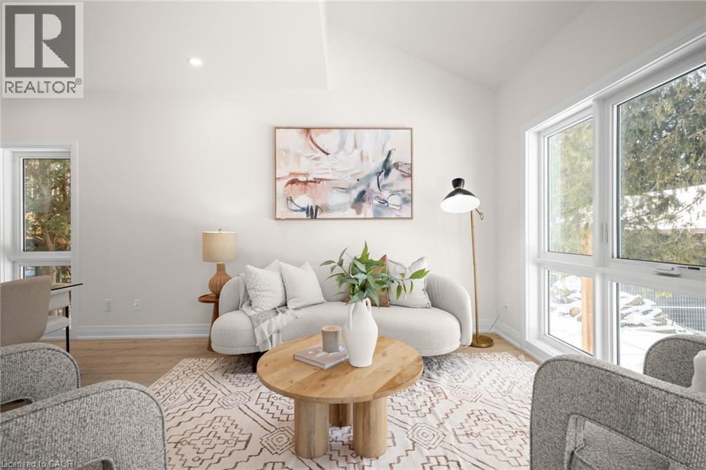 82 CHALMERS Street N thumbnail 21