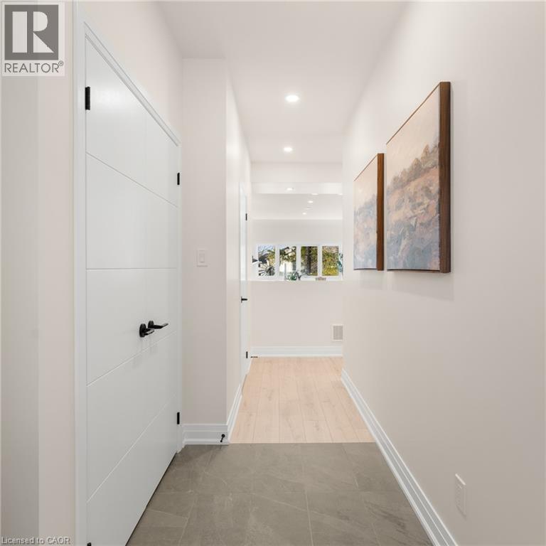 82 CHALMERS Street N thumbnail 14