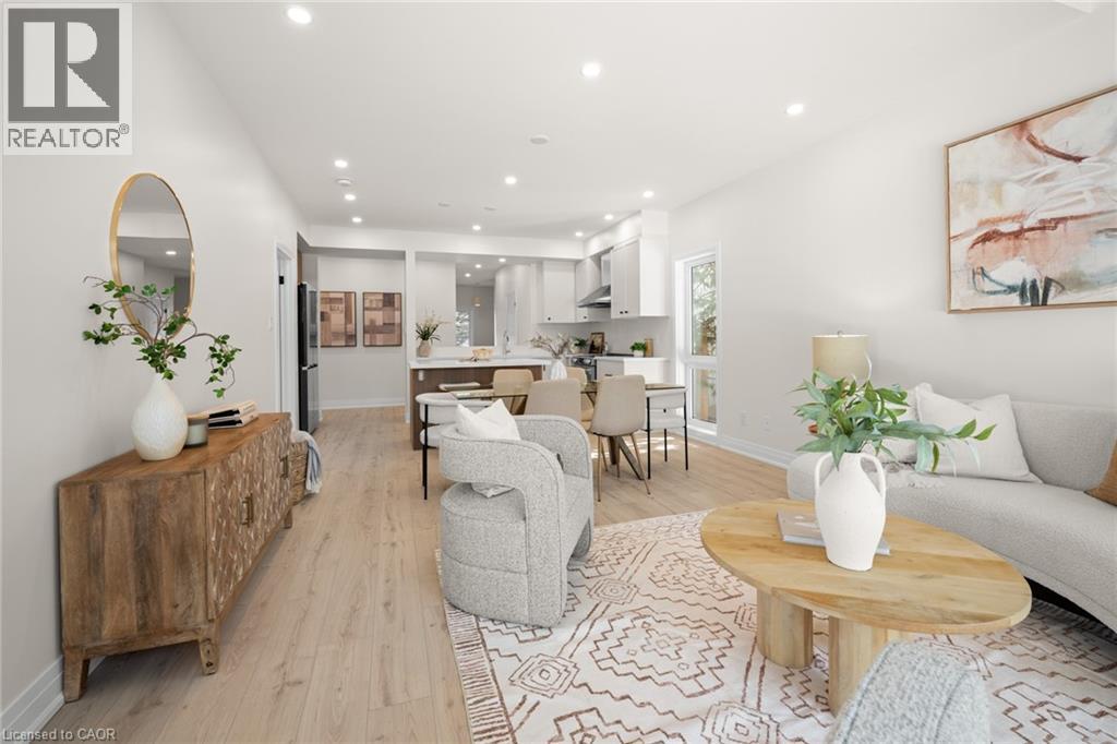 82 CHALMERS Street N thumbnail 22