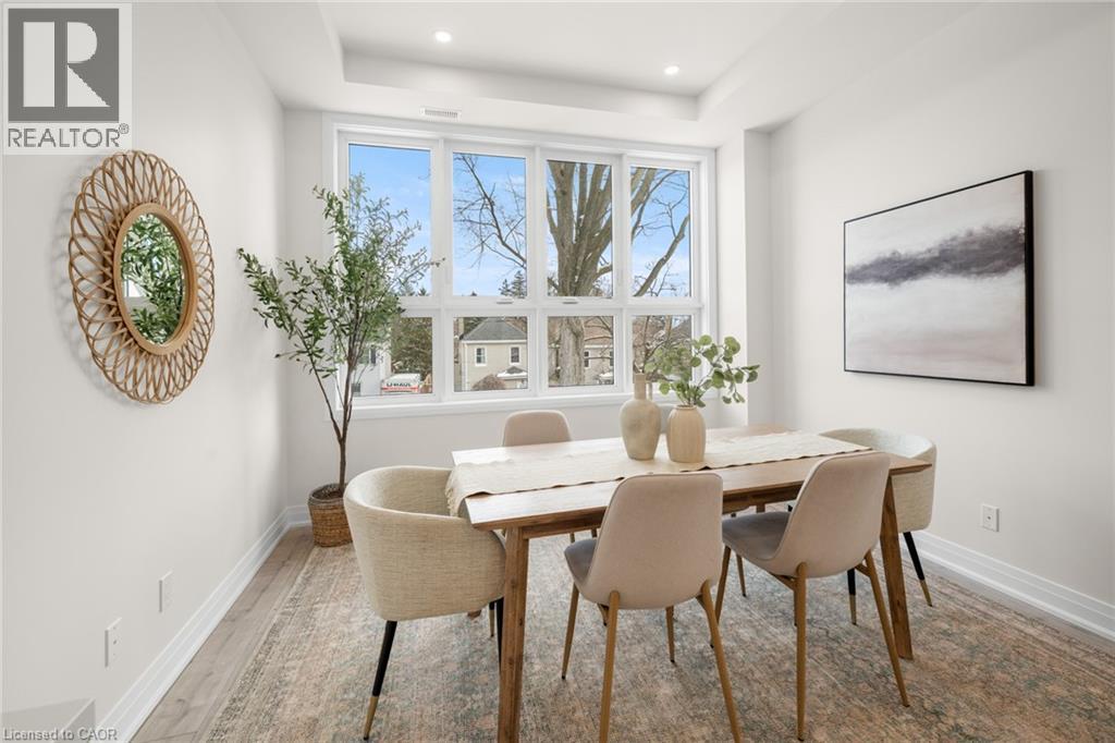 82 CHALMERS Street N thumbnail 45