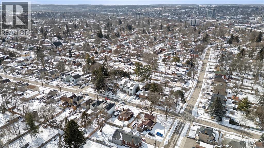 82 CHALMERS Street N thumbnail 5