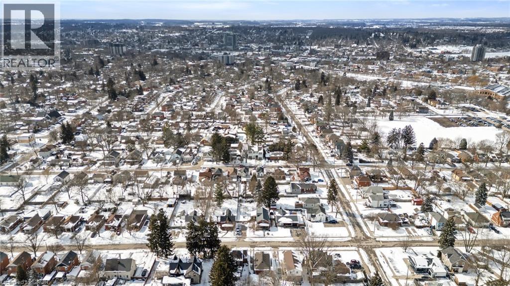 82 CHALMERS Street N thumbnail 6