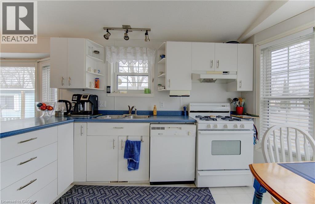 580 BEAVER CREEK Road Unit# 202 thumbnail 15