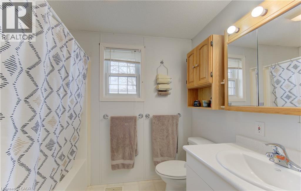 580 BEAVER CREEK Road Unit# 202 thumbnail 21