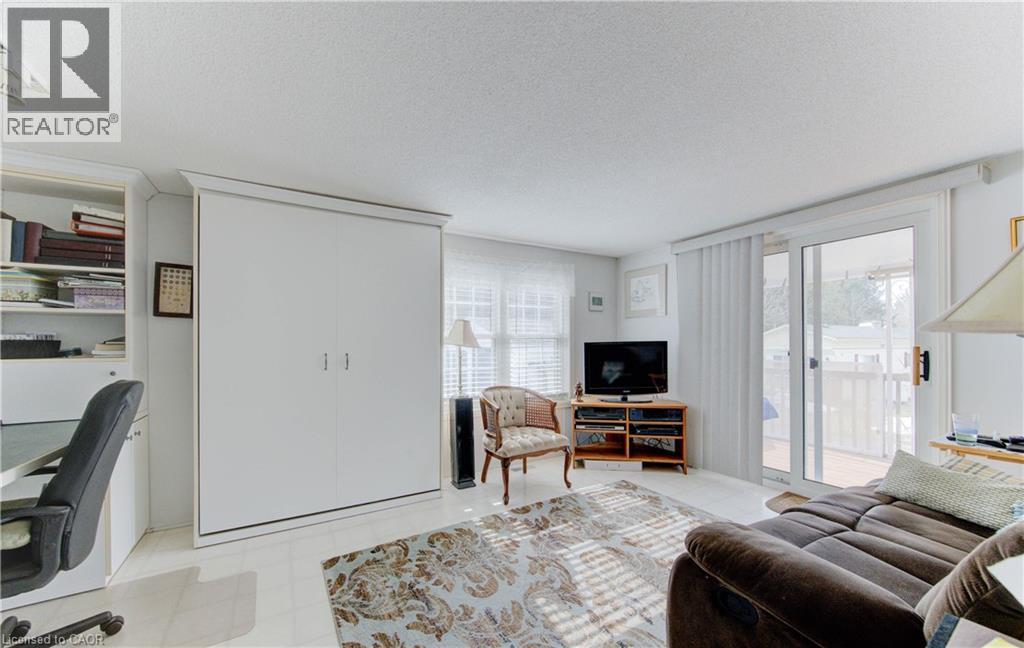 580 BEAVER CREEK Road Unit# 202 thumbnail 25