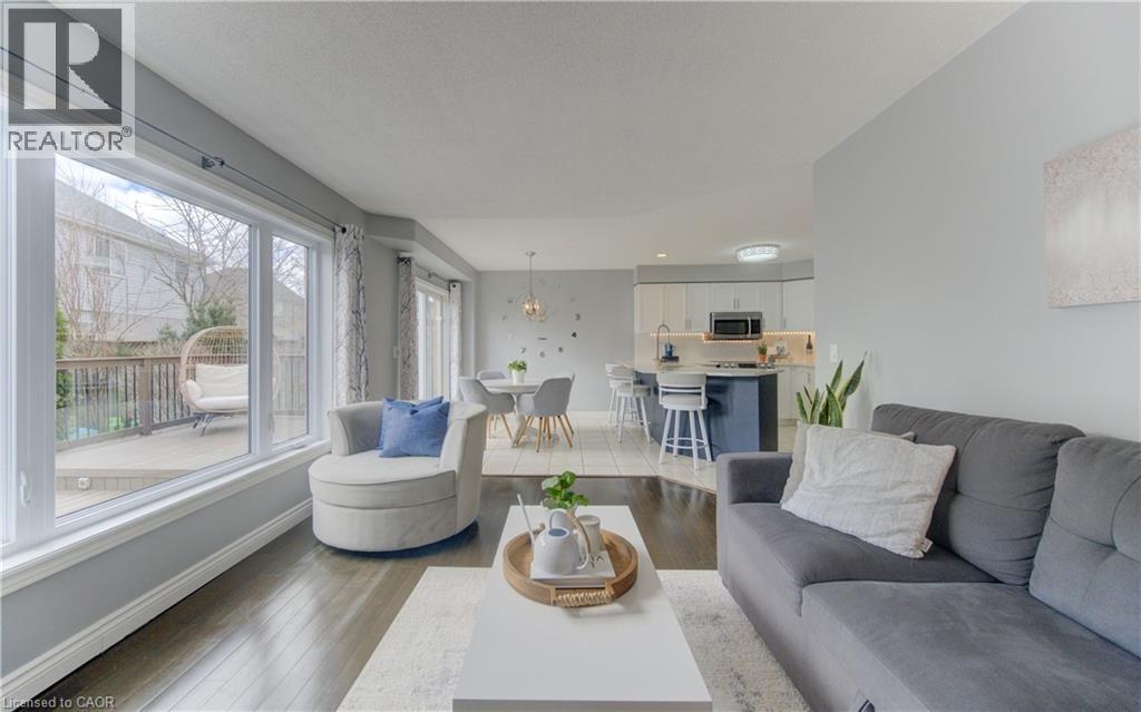 31 ADLER Drive thumbnail 17