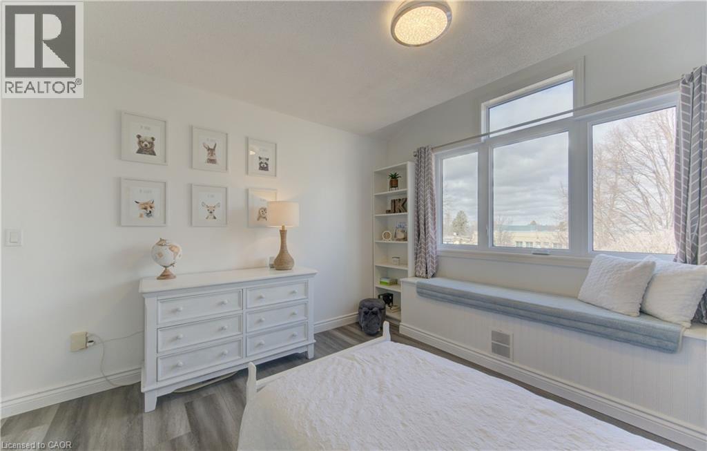 31 ADLER Drive thumbnail 27