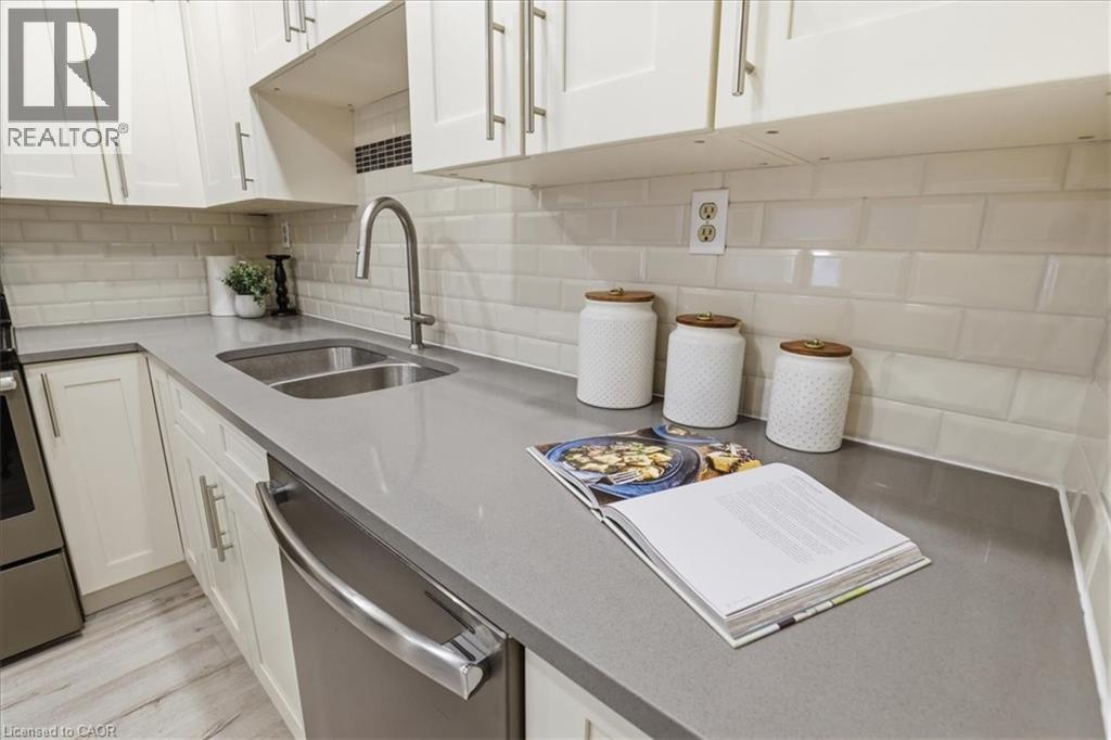 265 WESTCOURT Place Unit# 309 thumbnail 12