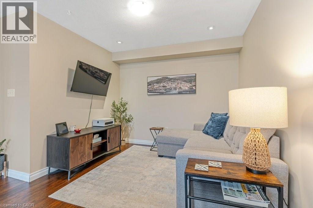 71 GARTH MASSEY Drive Unit# 71 thumbnail 21