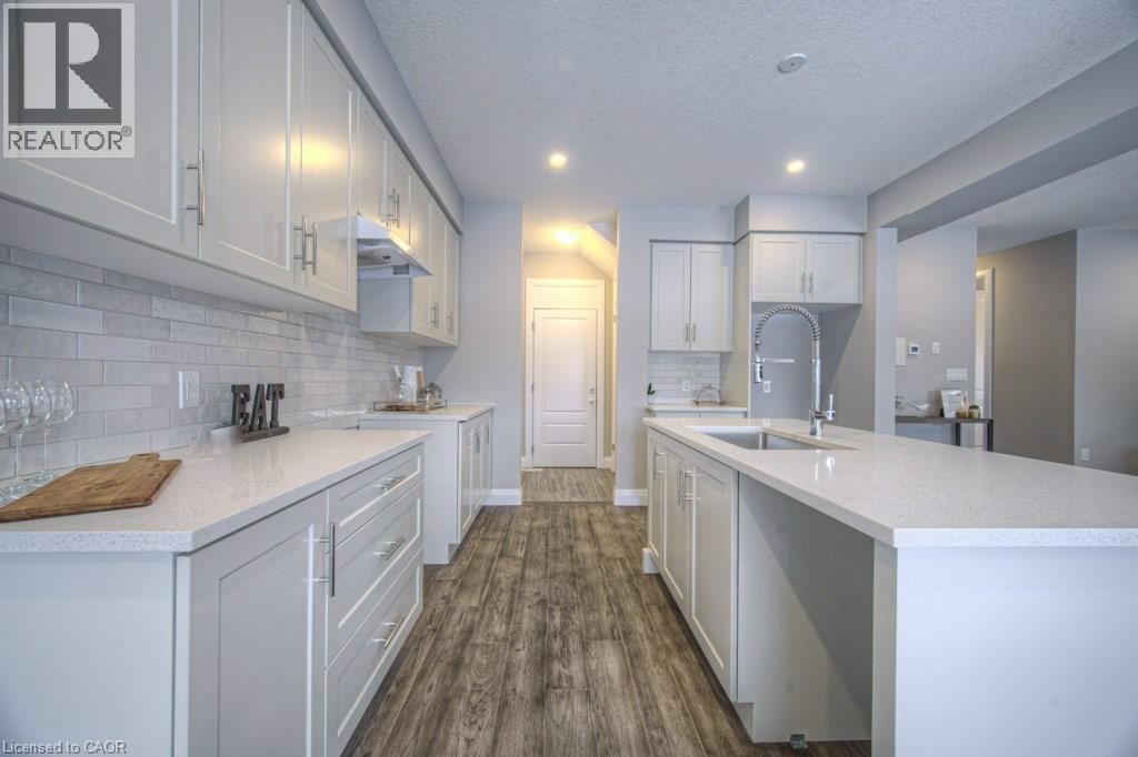 94 ISAAC Street thumbnail 13