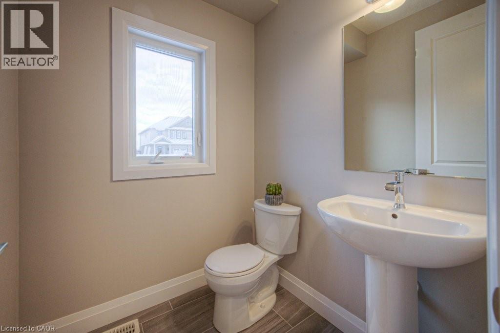 94 ISAAC Street thumbnail 3