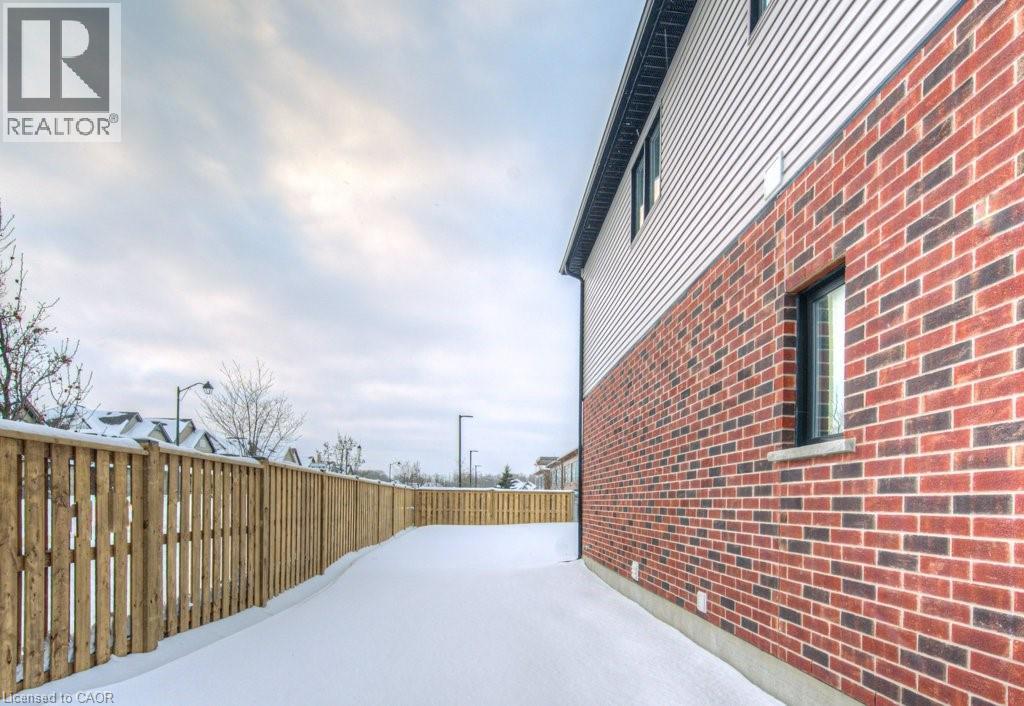 94 ISAAC Street thumbnail 38