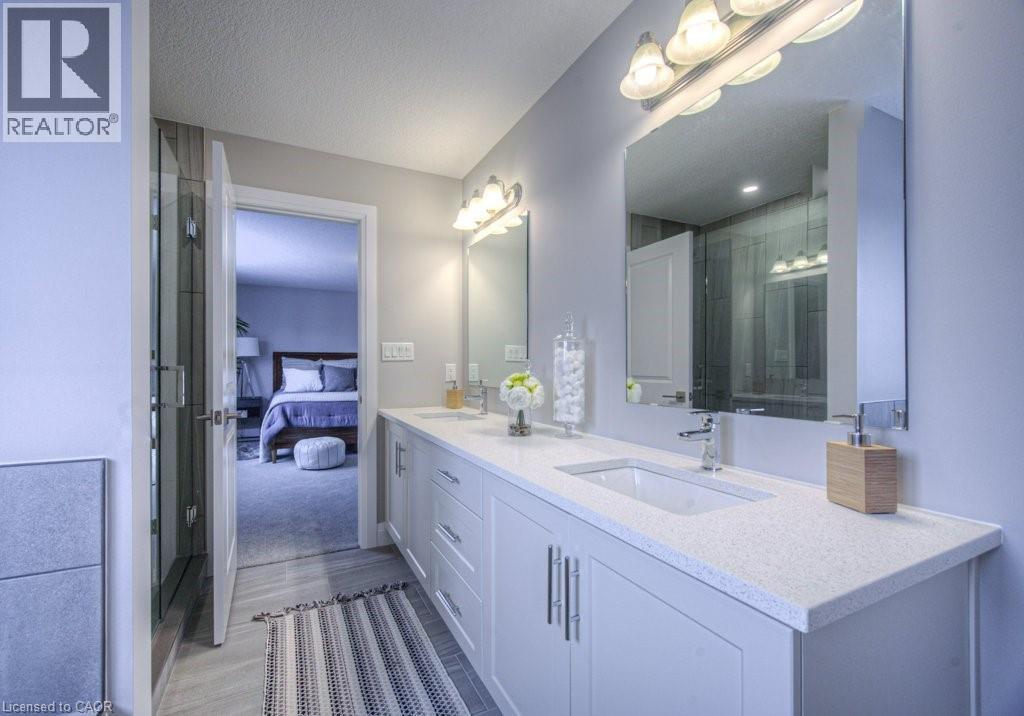 94 ISAAC Street thumbnail 34