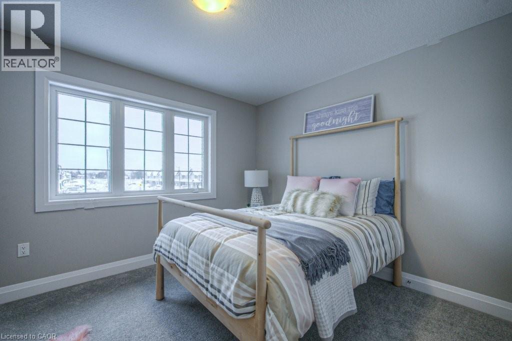 94 ISAAC Street thumbnail 25