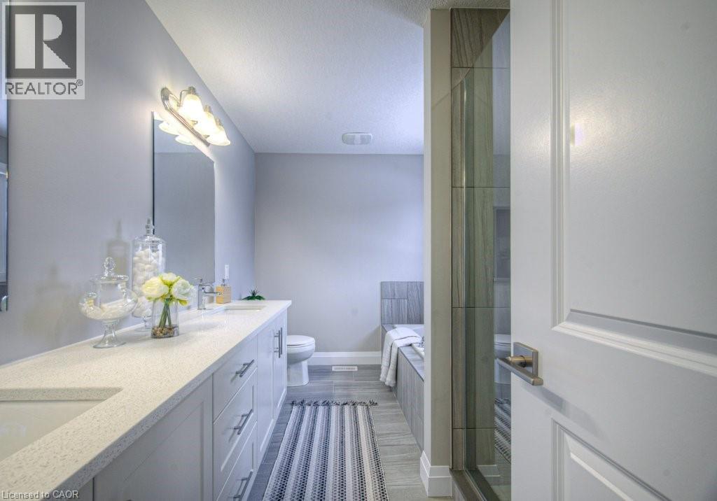 94 ISAAC Street thumbnail 32