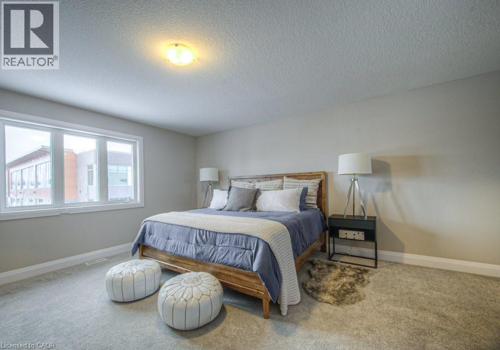 94 ISAAC Street thumbnail 30