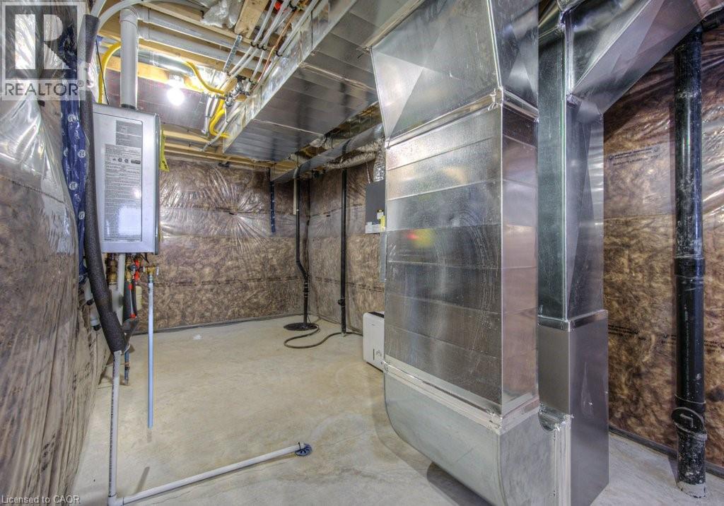 94 ISAAC Street thumbnail 35