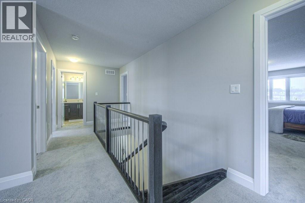 94 ISAAC Street thumbnail 23