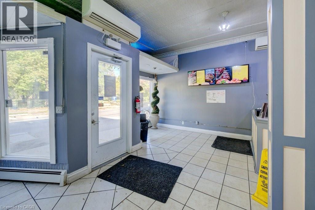 55 SNYDER'S Road W thumbnail 8