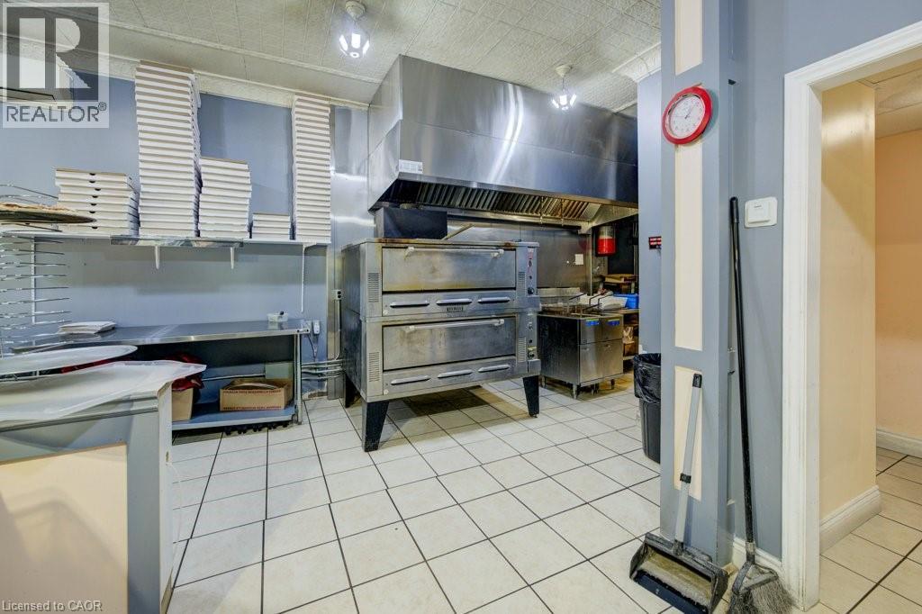 55 SNYDER'S Road W thumbnail 9