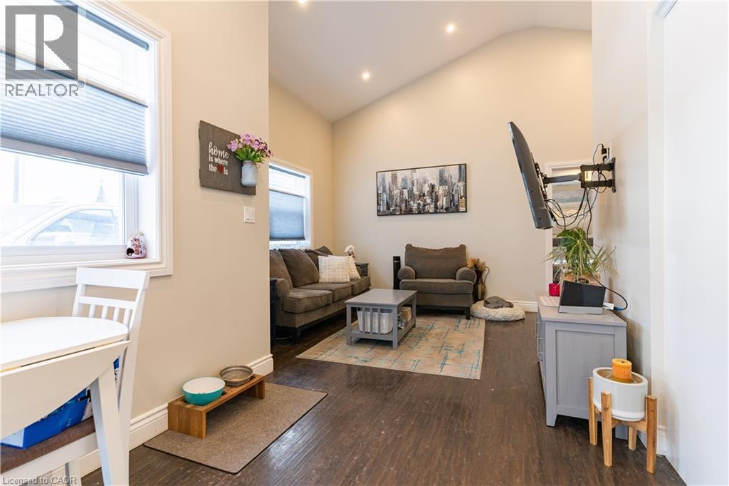 55 SNYDER'S Road W thumbnail 40