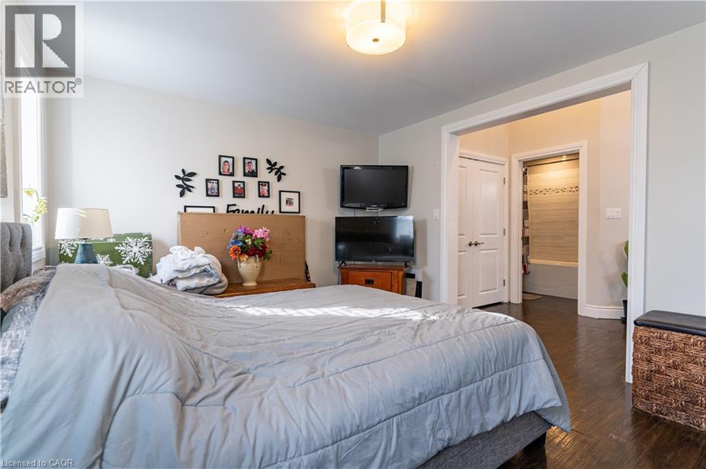 55 SNYDER'S Road W thumbnail 44