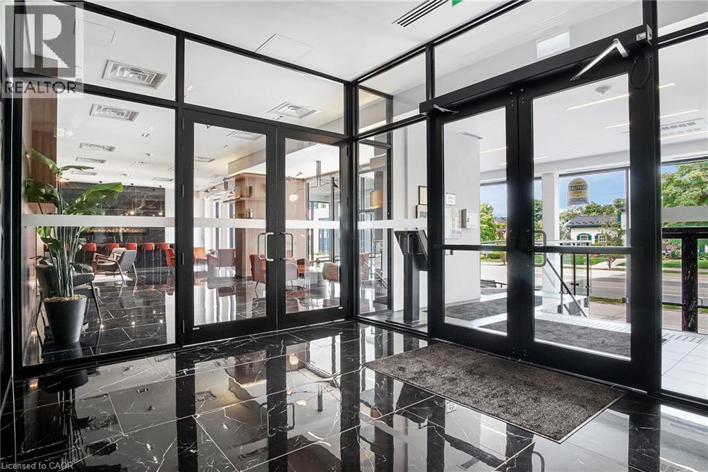 181 S KING Street S Unit# 1602 thumbnail 4