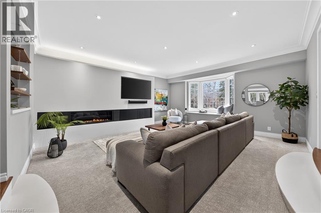 370 GREEN ACRES Drive thumbnail 11