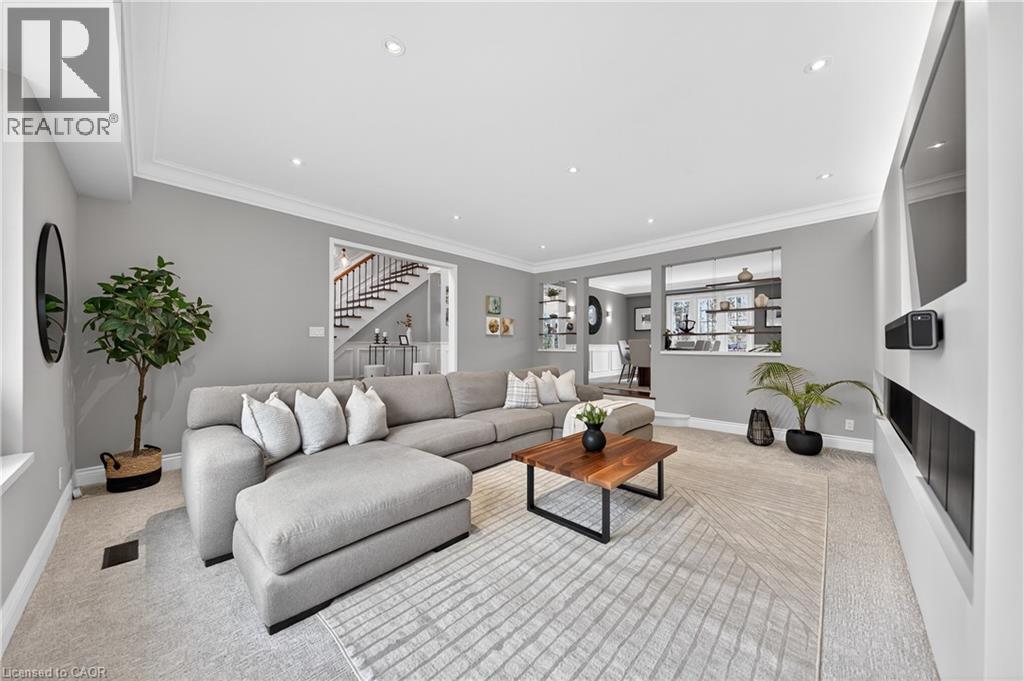 370 GREEN ACRES Drive thumbnail 12