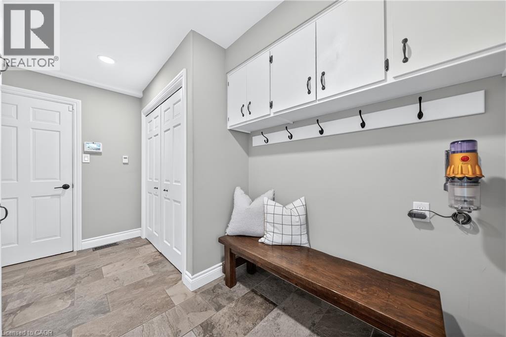 370 GREEN ACRES Drive thumbnail 22