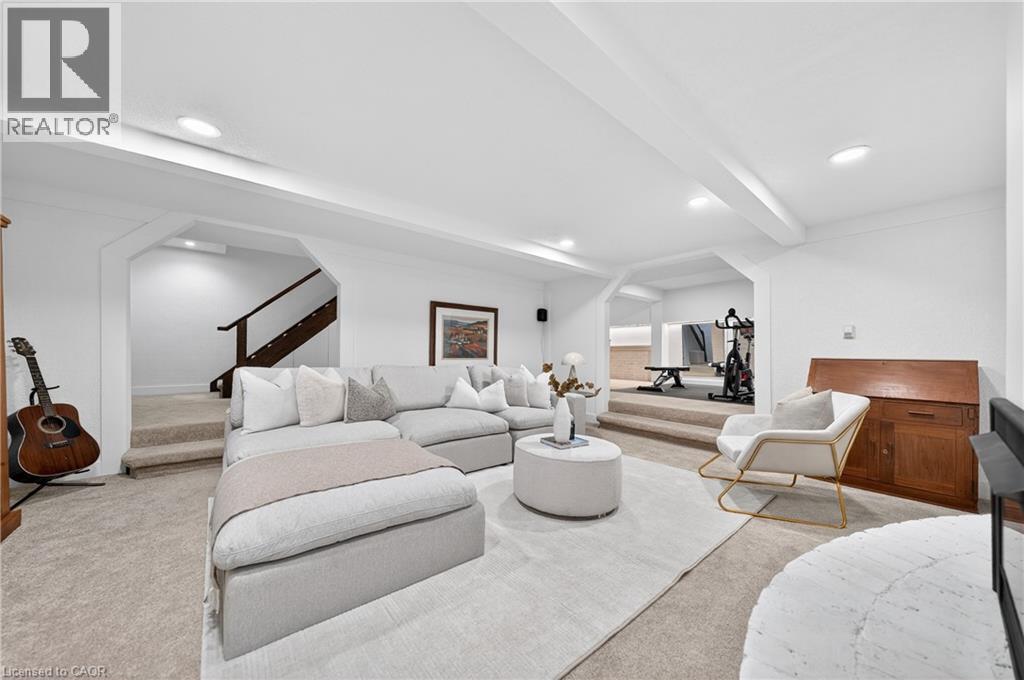 370 GREEN ACRES Drive thumbnail 38