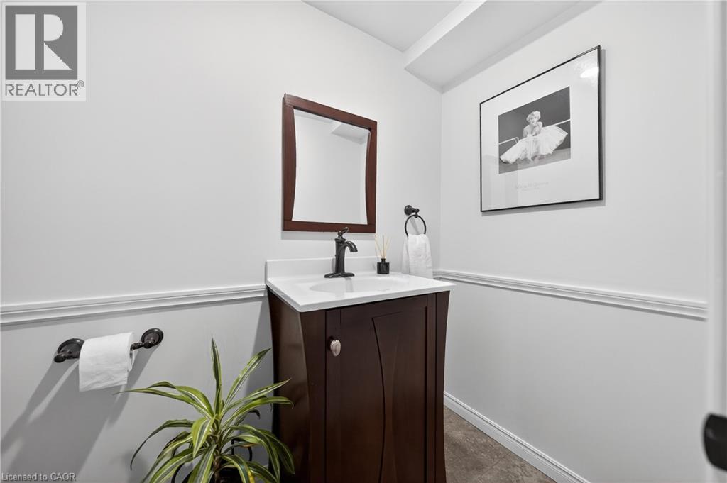 370 GREEN ACRES Drive thumbnail 40